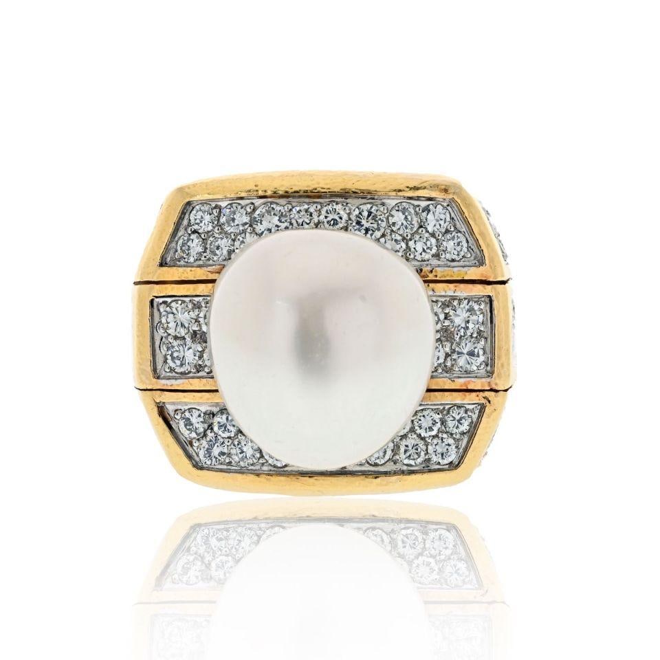 David Webb Platinum 18K Gold Pearl 9.00ct Diamond Estate Ring: David Webb Platinum 18K Gold Pearl 9.00ct Diamond Estate Ring This stunning estate ring by David Webb features a luxurious combination of platinum and 18K yellow gold. Adorned with an impressive 9.00 