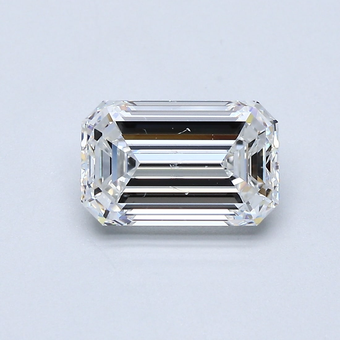Loose Diamond - EMERALD 2.03ct E SI1: Loose Diamond - EMERALD 2.03ct E SI1 Source: Natural Mined Diamond Shape: EMERALD Carats: 2.03 Color: E Clarity: SI1 Certification: GIA Condition: Pre-Owned PLEASE NOTE: Framed, Large, or heavy items 