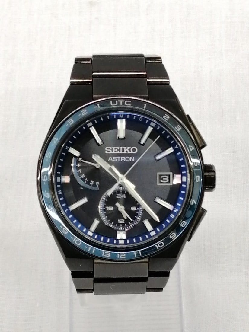 Seiko 8B63-0BB0 Astron mens solar radio-controlled wristwatch: Seiko 8B63-0BB0 Astron mens solar radio-controlled wristwatch Pre-owned Seiko Astron men's wristwatch with solar radio-controlled functionality. Made in Japan, this watch is identified as model 8B63-0