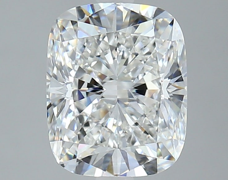 Loose Diamond - CUSHION 2.8ct G VS2: Loose Diamond - CUSHION 2.8ct G VS2 Source: Natural Mined Diamond Shape: CUSHION Carats: 2.8 Color: G Clarity: VS2 Certification: GIA Condition: Pre-Owned PLEASE NOTE: Framed, Large, or heavy items do