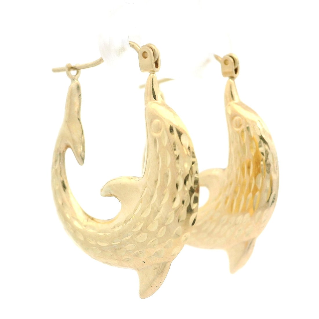 10k Yellow Gold Textured Dolphin Hoop Earrings with Snap Closure: 10k Yellow Gold Textured Dolphin Hoop Earrings with Snap Closure Elevate your accessory collection with these stunning 10k Yellow Gold Diamond Cut Detailed Textured Dolphin Hoop Snap Earrings. Crafted