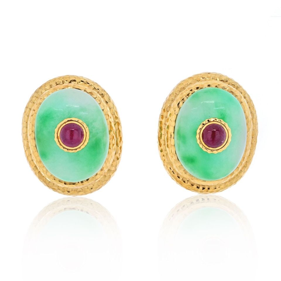 David Webb Large Jade Ruby Clip-On Earrings with Certificate: David Webb Large Jade Ruby Clip-On Earrings with Certificate Experience the elegance of these David Webb oversized clip-on earrings, crafted from a luxurious combination of platinum and 18K yellow gol