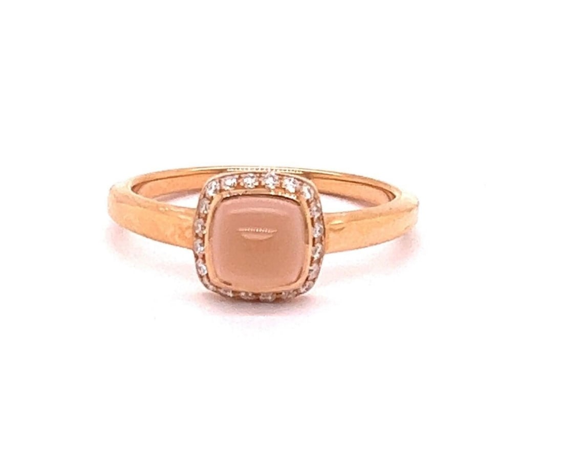 Fred Pain de Sucre 18k Rose Gold Pink Quartz Diamond Ring 7.75: Fred Pain de Sucre 18k Rose Gold Pink Quartz Diamond Ring 7.75 A Fred of Paris Pain de Sucre ring crafted in solid 18k rose gold, featuring a cabochon pink quartz center with diamond accents. The ring