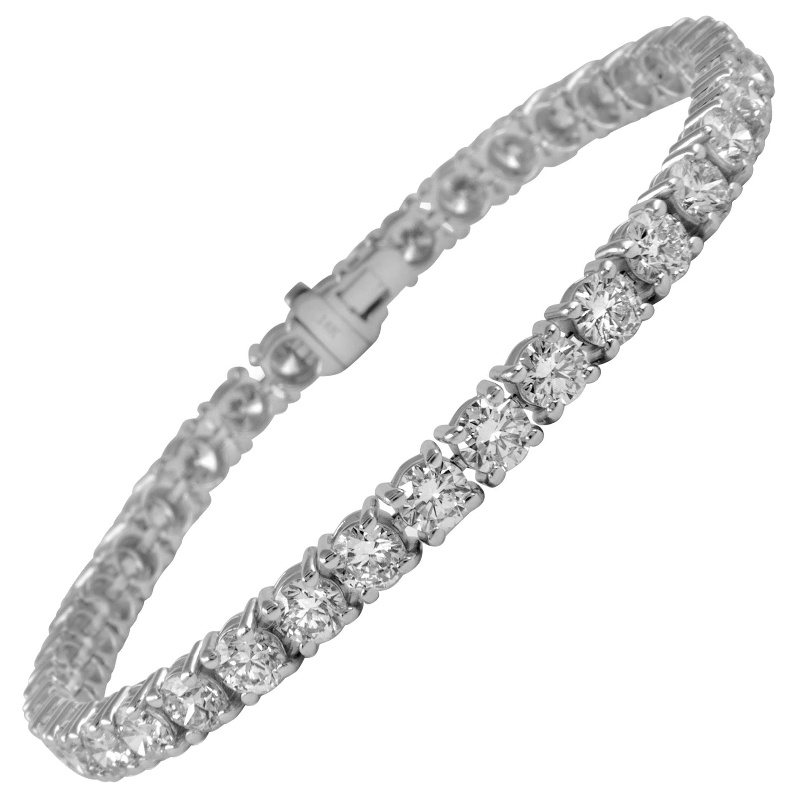 10.49ct Diamond Tennis Bracelet 18k White Gold GIA Appraised: 10.49ct Diamond Tennis Bracelet 18k White Gold GIA Appraised This stunning 10.49ct Diamond Tennis Bracelet is crafted in luxurious 18k white gold, featuring 38 round brilliant diamonds that showcase a