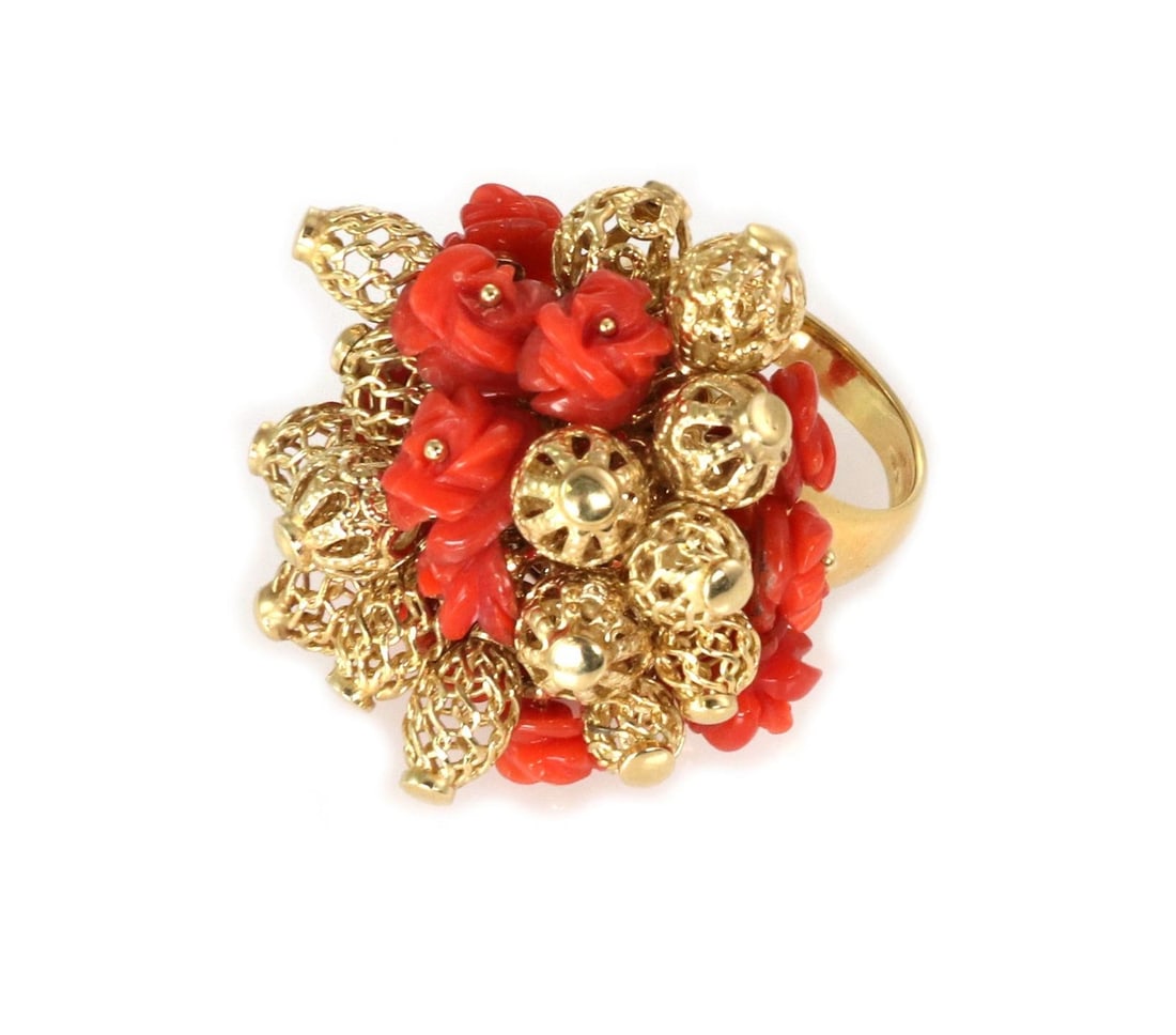 Vintage 14k Gold Coral Rose Filigree Movable Cluster Ring Italy: Vintage 14k Gold Coral Rose Filigree Movable Cluster Ring Italy This exquisite vintage ring showcases a stunning design crafted from 14k yellow gold. It features a delightful cluster of small carved c