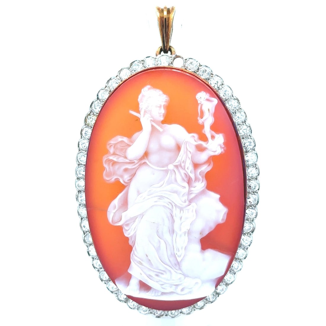 Antique Edwardian Gold Platinum Agate Cameo Diamond Pendant 3.0ctw: Antique Edwardian Gold Platinum Agate Cameo Diamond Pendant 3.0ctw This exquisite Antique Edwardian Pendant showcases an intricately carved natural agate cameo set within a stunning frame of old mine 