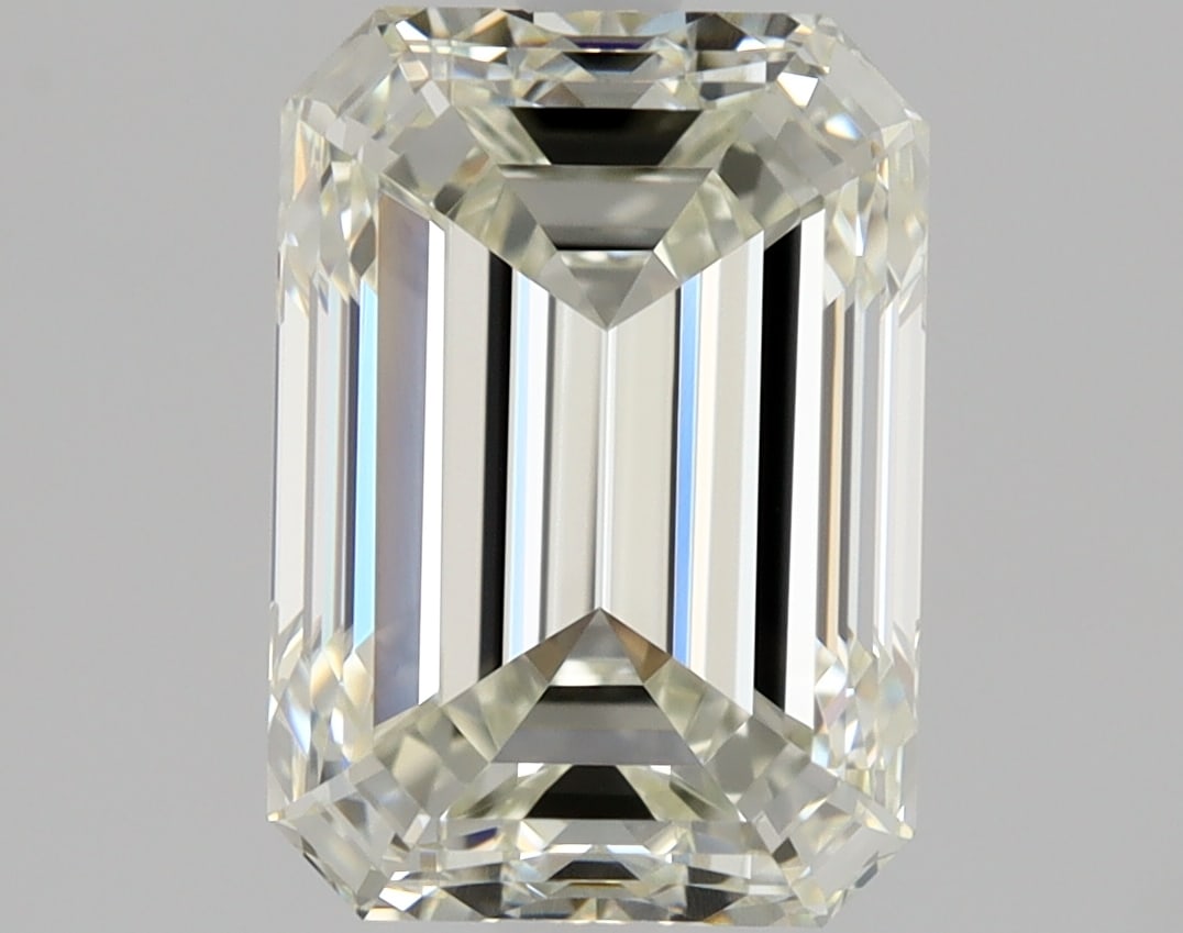 Loose Diamond - EMERALD 1.5ct K VVS2: Loose Diamond - EMERALD 1.5ct K VVS2 Source: Natural Mined Diamond Shape: EMERALD Carats: 1.5 Color: K Clarity: VVS2 Certification: GIA Condition: Pre-Owned PLEASE NOTE: Framed, Large, or heavy items 
