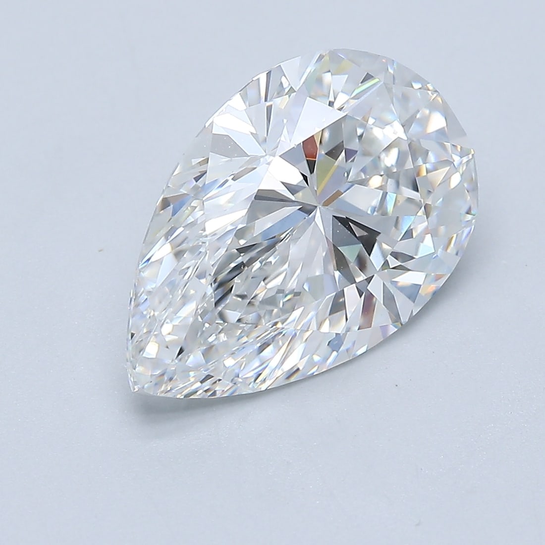 Loose Diamond - PEAR 4.03ct F VS1: Loose Diamond - PEAR 4.03ct F VS1 Source: Natural Mined Diamond Shape: PEAR Carats: 4.03 Color: F Clarity: VS1 Certification: GIA Condition: Pre-Owned PLEASE NOTE: Framed, Large, or heavy items do not