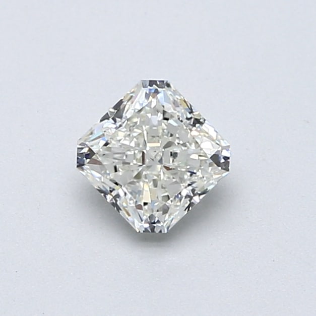Loose Diamond - RADIANT 0.6ct J VS1: Loose Diamond - RADIANT 0.6ct J VS1 Source: Natural Mined Diamond Shape: RADIANT Carats: 0.6 Color: J Clarity: VS1 Certification: GIA Condition: Pre-Owned PLEASE NOTE: Framed, Large, or heavy items do
