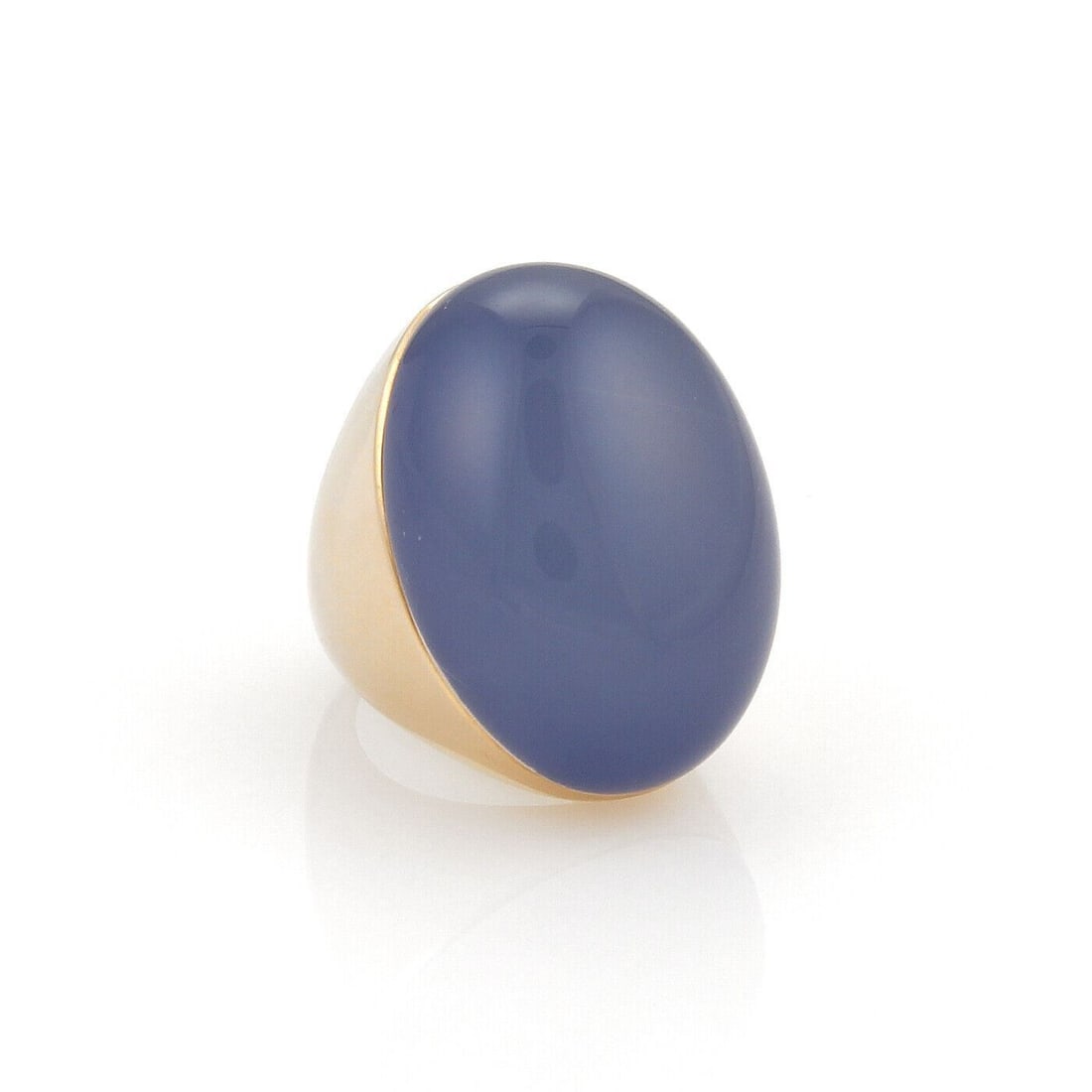 Size 7 Roberto Coin Chalcedony Dome Ring in 18k Rose Gold: Size 7 Roberto Coin Chalcedony Dome Ring in 18k Rose Gold This fine Roberto Coin ring is crafted in 18k rose gold and features a sculptural dome design with a cabochon chalcedony centerpiece. It is a 