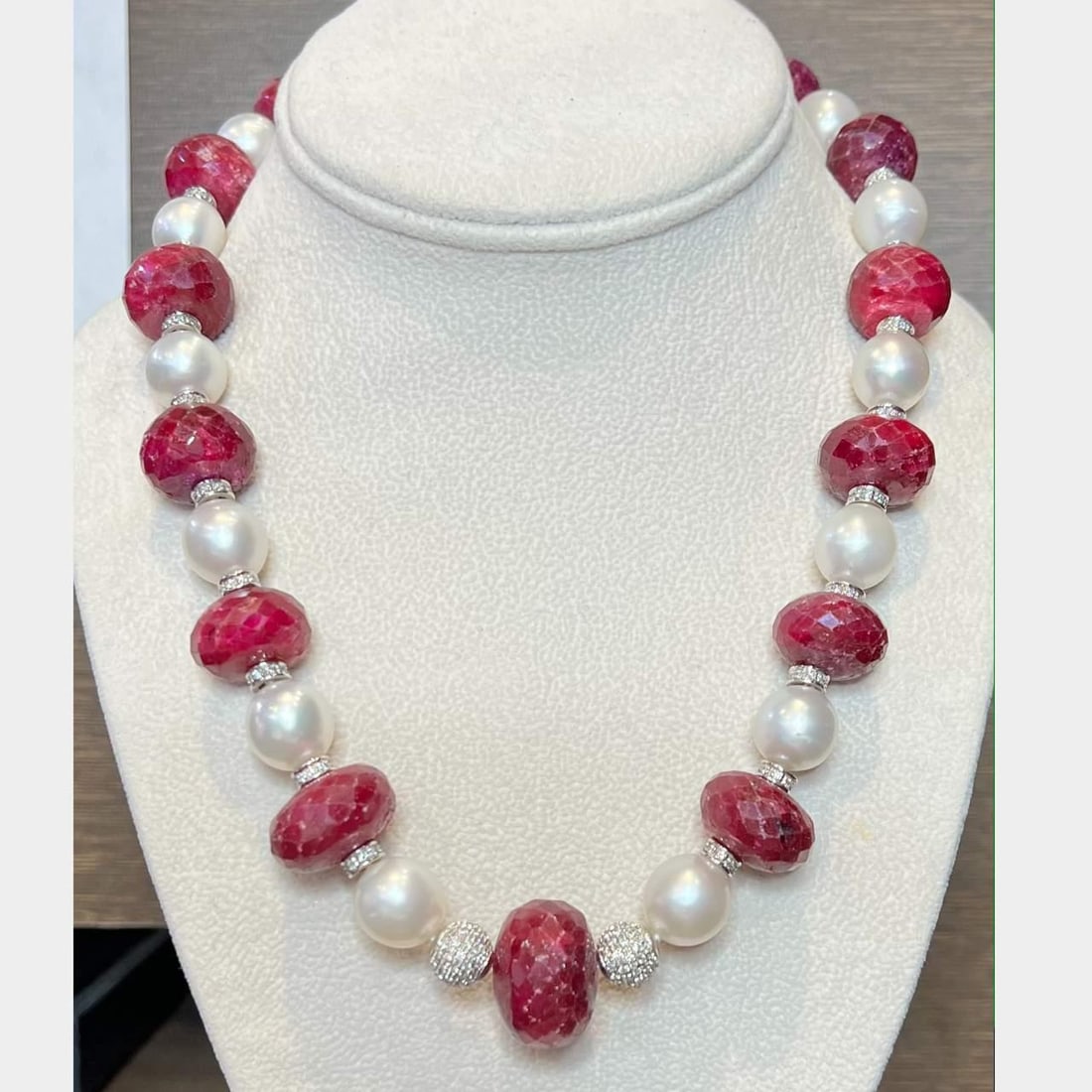 South Sea Pearl Ruby Diamond Necklace 18K White Gold 19 inches (1 of 3)