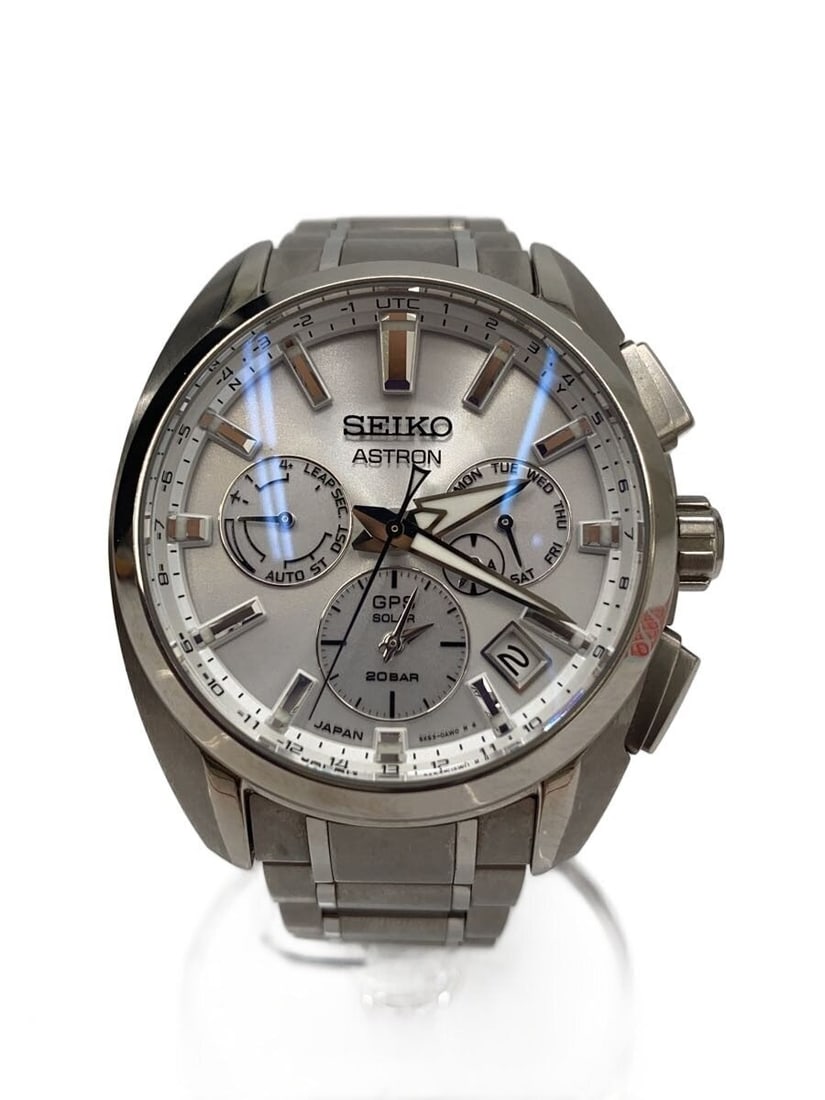 Seiko Astron GPS solar silver men's wristwatch 5X53-0AV0: Seiko Astron GPS solar silver men's wristwatch 5X53-0AV0 This SEIKO Astron 5X53-0AV0 GPS Solar men's wristwatch is a slightly used timepiece from Japan. It features a silver case and band, with a sola