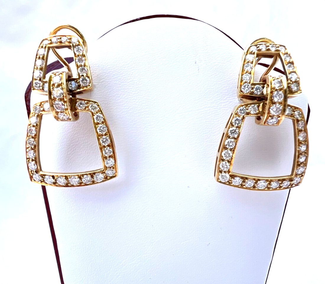 Elegant French 18K Yellow Gold Diamond Earrings 1.60 ct