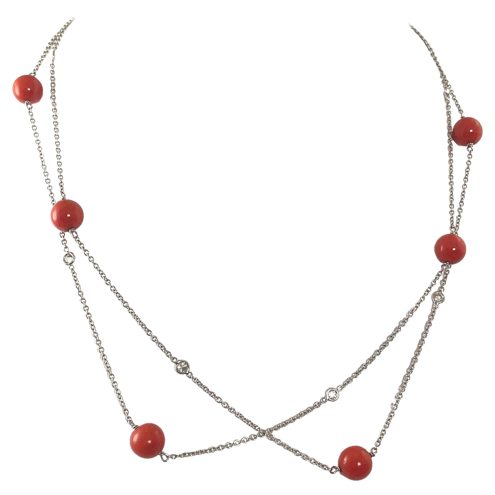 Contemporary Diamond Coral Necklace 18k White Gold GIA Appraisal: Contemporary Diamond Coral Necklace 18k White Gold GIA Appraisal This stunning Diamond & Coral by the Yard Necklace is crafted from luxurious 18k white gold. The piece features six round brilliant dia