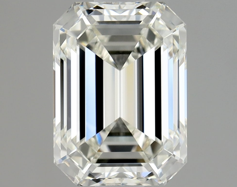 Loose Diamond - EMERALD 1.4ct J VVS1: Loose Diamond - EMERALD 1.4ct J VVS1 Source: Natural Mined Diamond Shape: EMERALD Carats: 1.4 Color: J Clarity: VVS1 Certification: GIA Condition: Pre-Owned PLEASE NOTE: Framed, Large, or heavy items 
