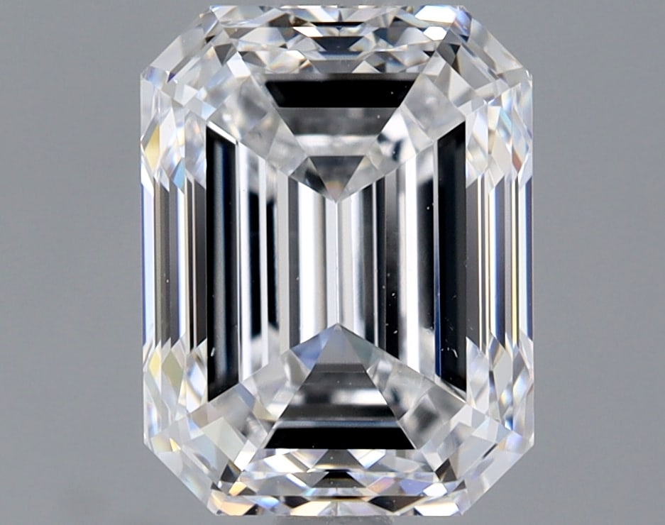 Loose Diamond - EMERALD 2.02ct D VS2: Loose Diamond - EMERALD 2.02ct D VS2 Source: Natural Mined Diamond Shape: EMERALD Carats: 2.02 Color: D Clarity: VS2 Certification: GIA Condition: Pre-Owned PLEASE NOTE: Framed, Large, or heavy items 