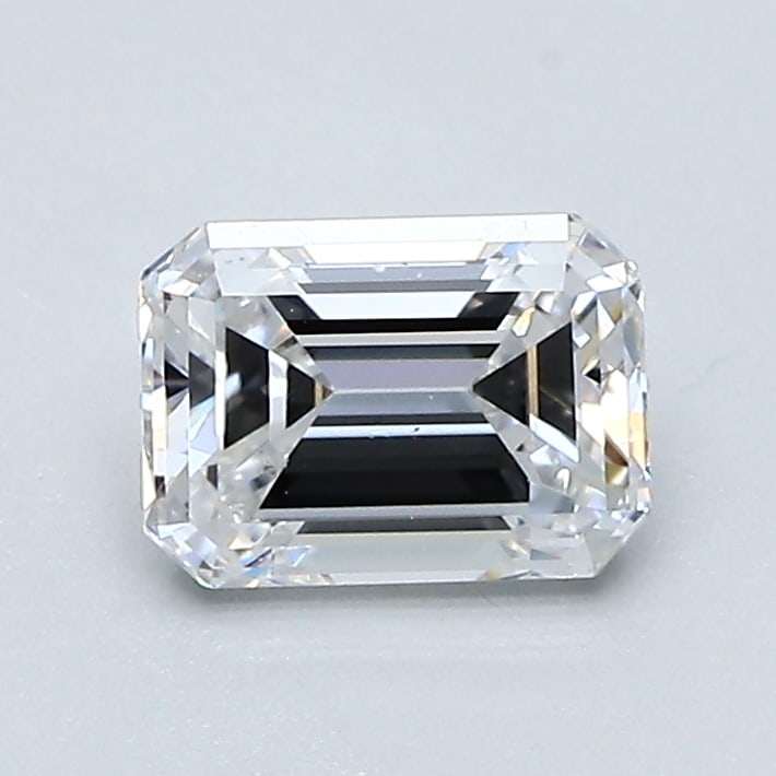 Loose Diamond - EMERALD 0.95ct D VS2: Loose Diamond - EMERALD 0.95ct D VS2 Source: Natural Mined Diamond Shape: EMERALD Carats: 0.95 Color: D Clarity: VS2 Certification: GIA Condition: Pre-Owned PLEASE NOTE: Framed, Large, or heavy items 