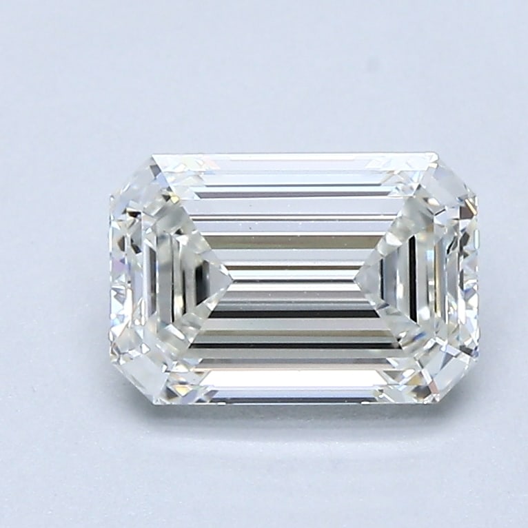 Loose Diamond - EMERALD 1.21ct H VS1: Loose Diamond - EMERALD 1.21ct H VS1 Source: Natural Mined Diamond Shape: EMERALD Carats: 1.21 Color: H Clarity: VS1 Certification: GIA Condition: Pre-Owned PLEASE NOTE: Framed, Large, or heavy items 