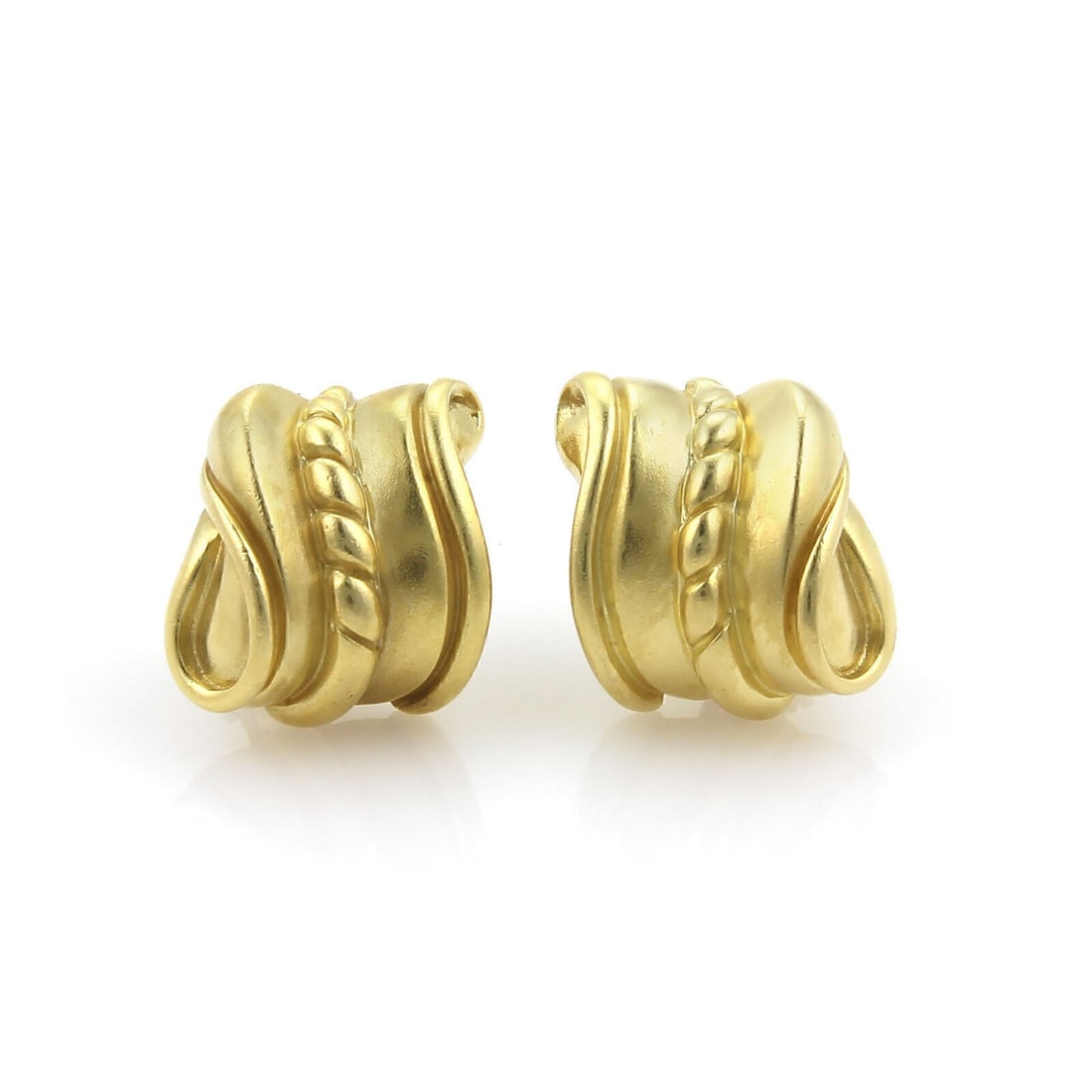 Kieselstein-Cord Scroll Shell 18K Gold Clip On Huggie Earrings: Kieselstein-Cord Scroll Shell 18K Gold Clip On Huggie Earrings Vintage Kieselstein-Cord fine jewelry clip-on earrings in a sculptural scroll shell motif. Crafted in 18k yellow gold, they are signed an