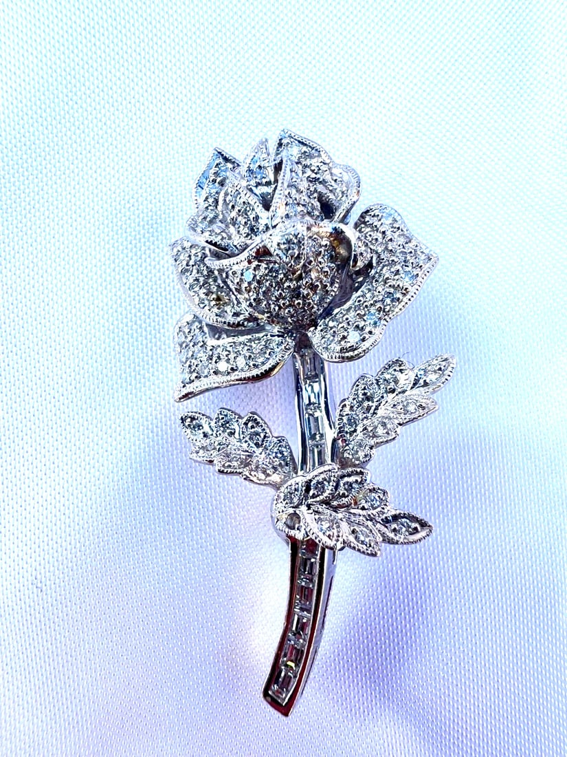 French 950 Platinum Diamond Flower Brooch Necklace: French 950 Platinum Diamond Flower Brooch Necklace This exquisite French 950 platinum diamond flower brooch showcases stunning craftsmanship and intricate detailing. Measuring 1.75" tall, 0.65" wide, 