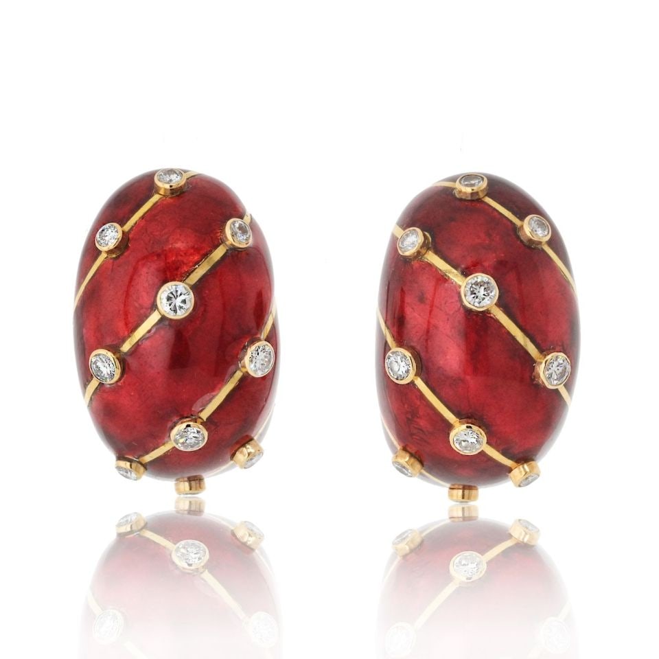 Tiffany & Co. Schlumberger Banana Earrings Platinum 18K Yellow Gold Enamel Diamonds: Tiffany & Co. Schlumberger Banana Earrings Platinum 18K Yellow Gold Enamel Diamonds These exquisite Tiffany & Co. Schlumberger earrings feature a stunning combination of platinum and 18K yellow gold, 