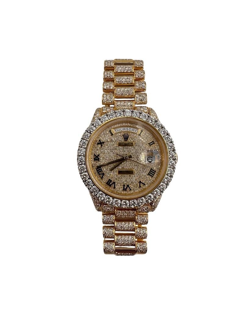 2016 Rolex Day-Date 228238 President Diamond Roman Dial New Style Card: 2016 Rolex Day-Date 228238 President Diamond Roman Dial New Style Card This Rolex Day-Date features a diamond Roman dial and a diamond bezel, paired with the iconic President bracelet. The watch has a