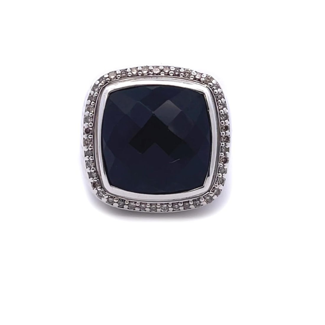 David Yurman Albion Ring Diamond Bezel Black Onyx Sterling Silver: David Yurman Albion Ring Diamond Bezel Black Onyx Sterling Silver This exquisite authentic David Yurman Albion Ring features a striking square faceted cut black onyx center stone, elegantly framed by 