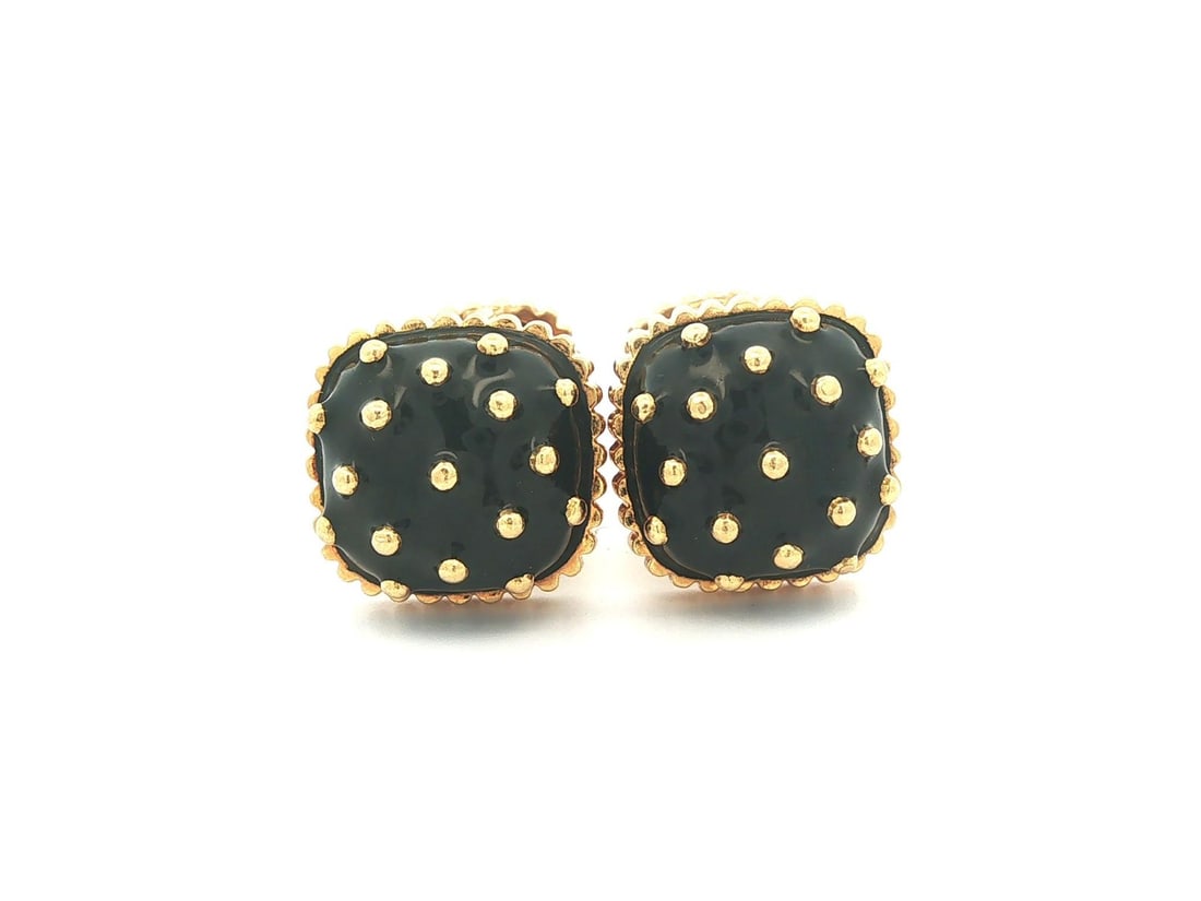 David Webb 18k Yellow Gold Enamel Swivel Cufflinks: David Webb 18k Yellow Gold Enamel Swivel Cufflinks These vintage David Webb cufflinks feature a striking design crafted from solid 14-18k yellow gold with black enamel detailing and gold dot accents. 