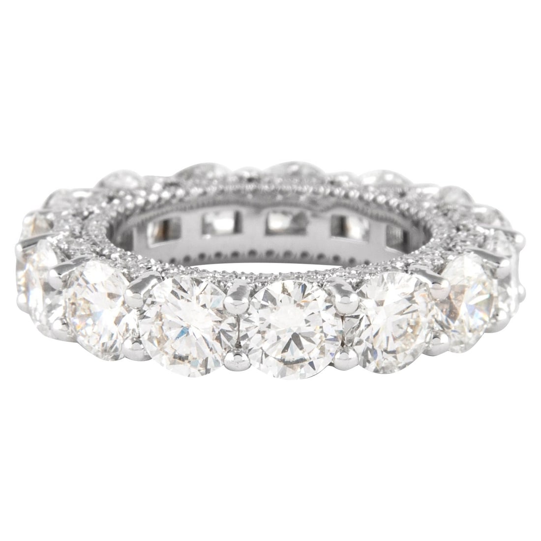 8.35ct Diamond Eternity Band 18k White Gold: 8.35ct Diamond Eternity Band 18k White Gold This exquisite 8.35ct Diamond Eternity Band is crafted from luxurious 18k white gold, showcasing a stunning collection of diamonds. The ring features 15 rou