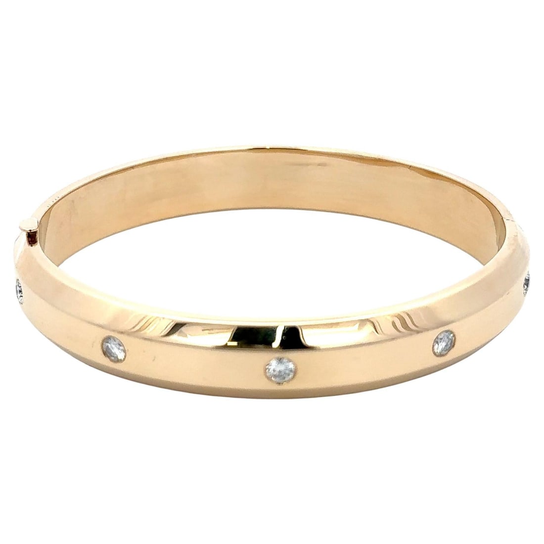 14K Yellow Gold Bangle Bracelet with 1.50ct Diamond Inlay Beveled Design 21g: 14K Yellow Gold Bangle Bracelet with 1.50ct Diamond Inlay Beveled Design 21g This 14K yellow gold bangle bracelet features a beveled-edge design with a high-polish finish. The bracelet is set with 10 