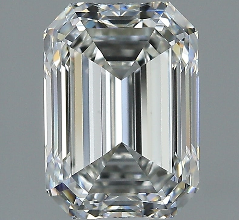 Loose Diamond - EMERALD 2.01ct H VS1: Loose Diamond - EMERALD 2.01ct H VS1 Source: Natural Mined Diamond Shape: EMERALD Carats: 2.01 Color: H Clarity: VS1 Certification: GIA Condition: Pre-Owned PLEASE NOTE: Framed, Large, or heavy items 
