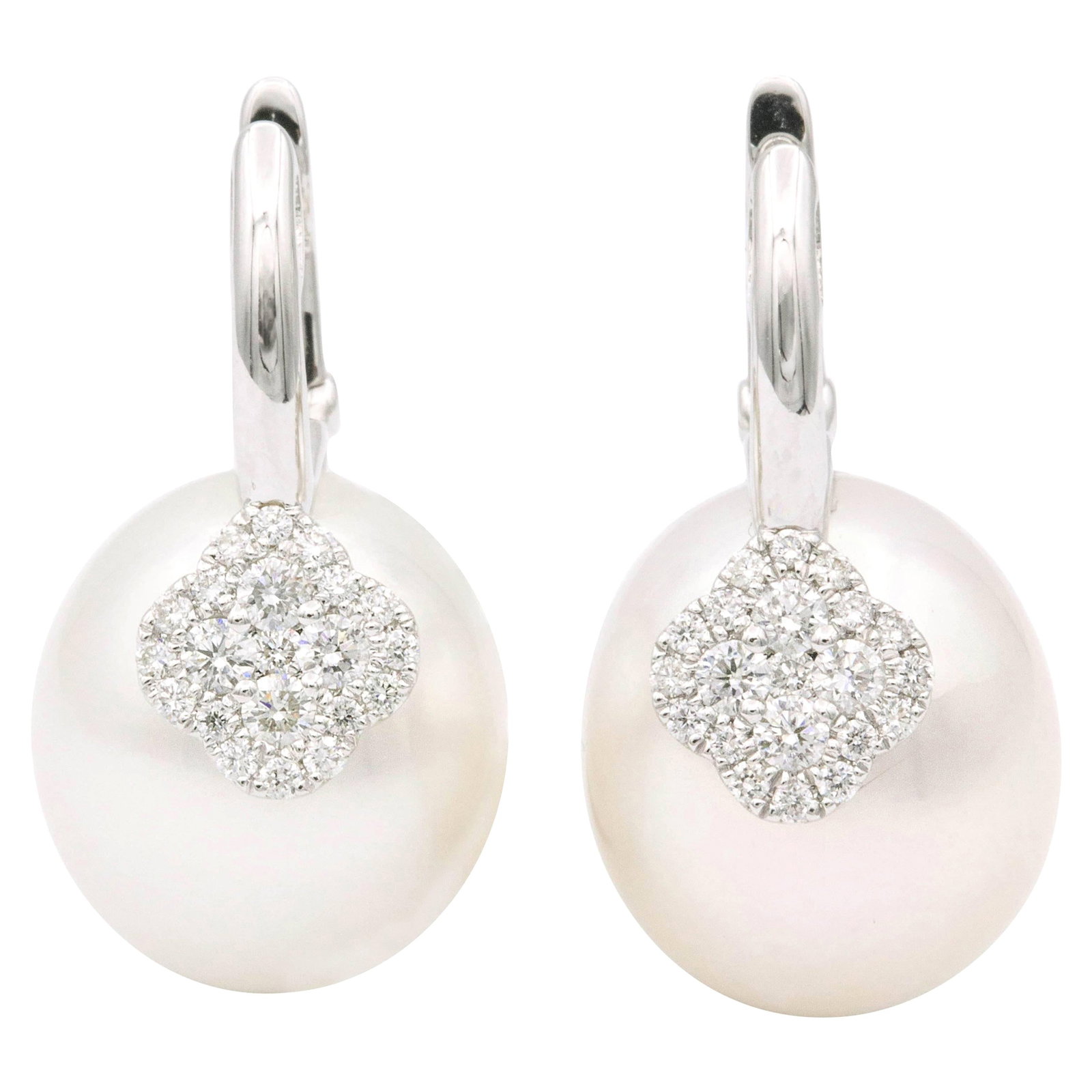 Harbor Diamonds South Sea Pearl Drop Earrings 18k Gold with Diamond Accent: Harbor Diamonds South Sea Pearl Drop Earrings 18k Gold with Diamond Accent These stunning South Sea Pearl Oval Shape Drop Earrings are a perfect blend of elegance and modern style. Crafted in luxuriou