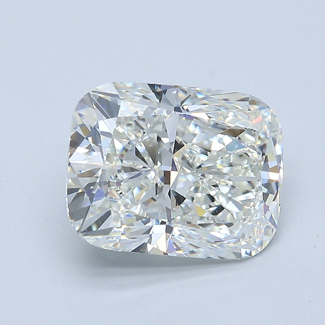 Loose Diamond - CUSHION 3.5ct H VVS2: Loose Diamond - CUSHION 3.5ct H VVS2 Source: Natural Mined Diamond Shape: CUSHION Carats: 3.5 Color: H Clarity: VVS2 Certification: GIA Condition: Pre-Owned PLEASE NOTE: Framed, Large, or heavy items 