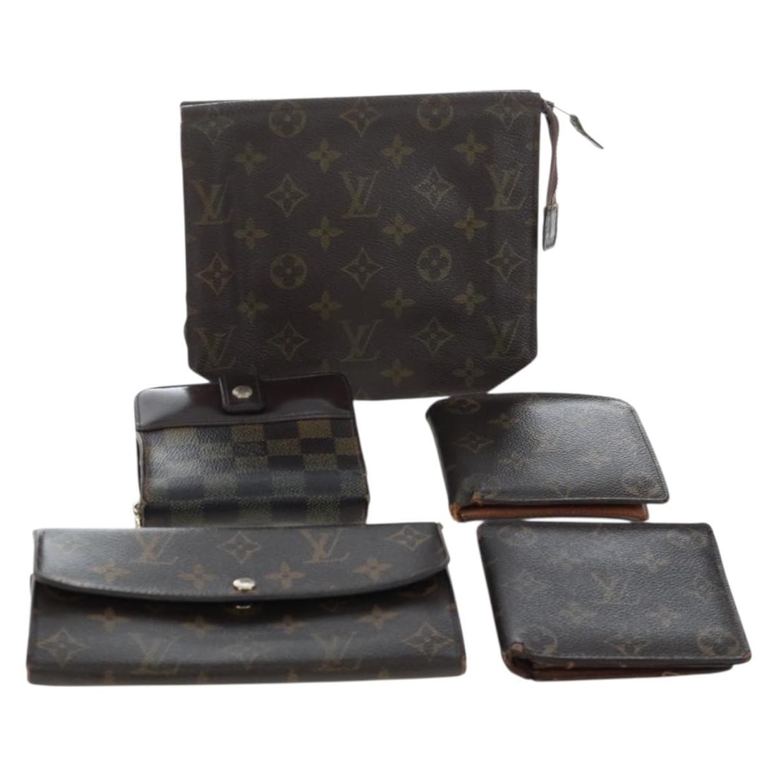 Set of 5 Louis Vuitton Monogram Canvas Wallets: Set of 5 Louis Vuitton Monogram Canvas Wallets A Louis Vuitton wallet offered as a special set sale. It is made from Monogram Canvas and is listed in heavily used condition, with noted wear including 