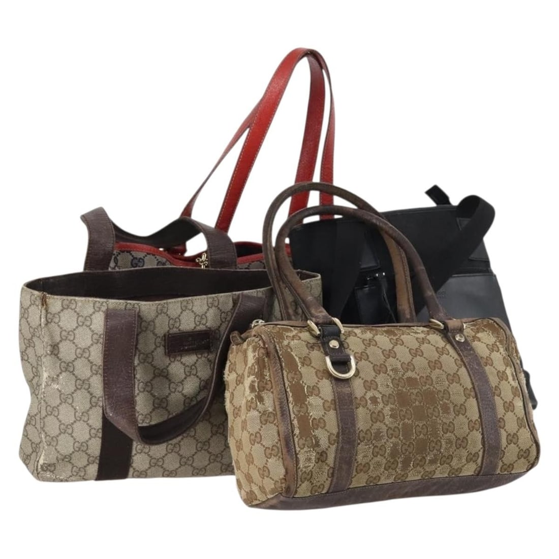 Gucci GG Canvas Beige Black Shoulder Bag Set of 4: Gucci GG Canvas Beige Black Shoulder Bag Set of 4 This is a Gucci GG Supreme shoulder bag set crafted from PVC leather and GG canvas in beige and black. Designed for women, the set was made in Italy a