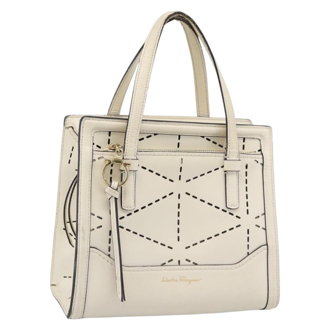 Salvatore Ferragamo White Gold Leather Handbag Made in Italy: Salvatore Ferragamo White Gold Leather Handbag Made in Italy Salvatore Ferragamo women's hand bag crafted from leather in white and gold. Made in Italy, this piece measures approximately 9.1 x 8.3 x 4