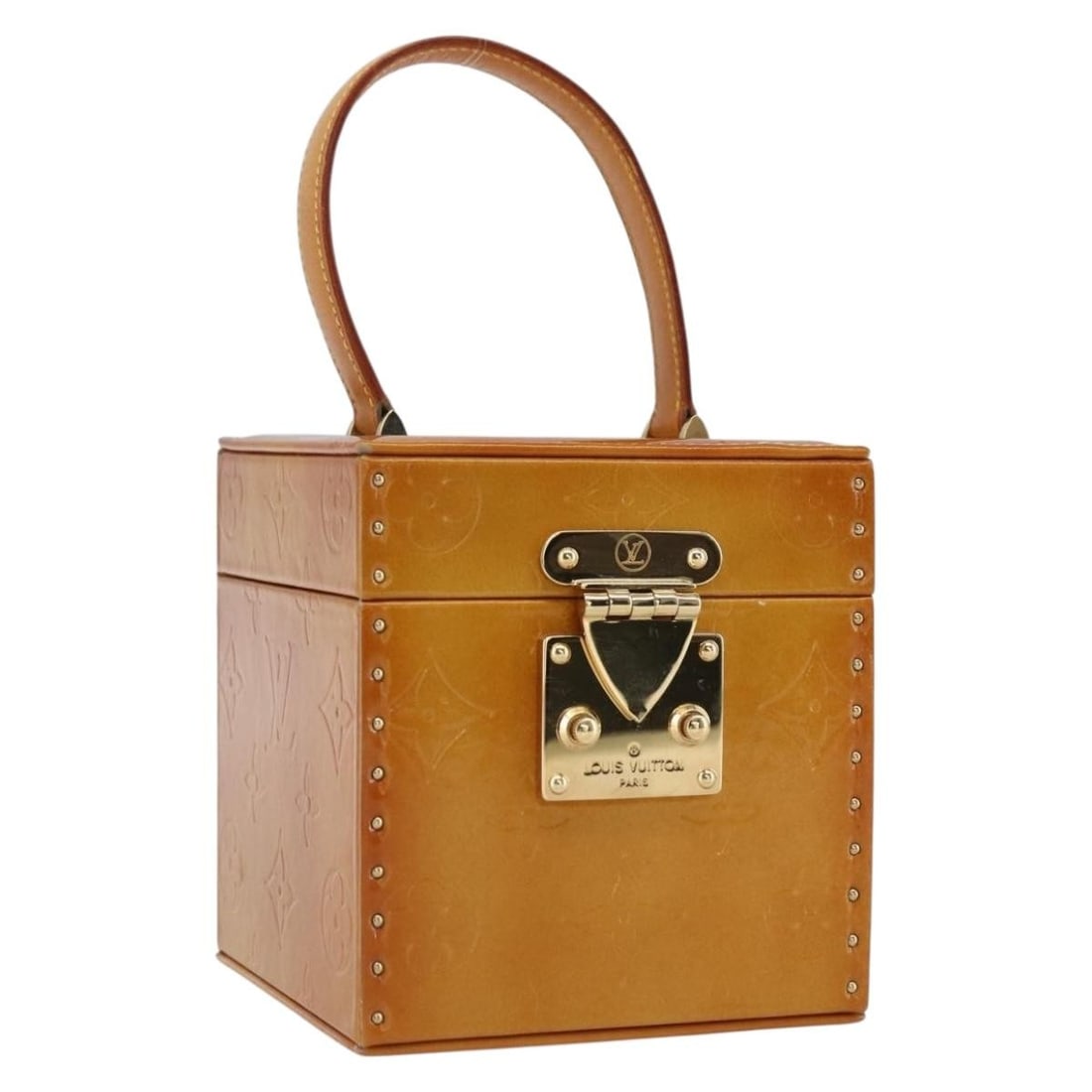 Louis Vuitton Bleecker Monogram Vernis Cosmetic Pouch M91002 Beige: Louis Vuitton Bleecker Monogram Vernis Cosmetic Pouch M91002 Beige Louis Vuitton Monogram Vernis Bleecker Cosmetic Pouch in beige patent leather, made in France. This cosmetic pouch features the Monog