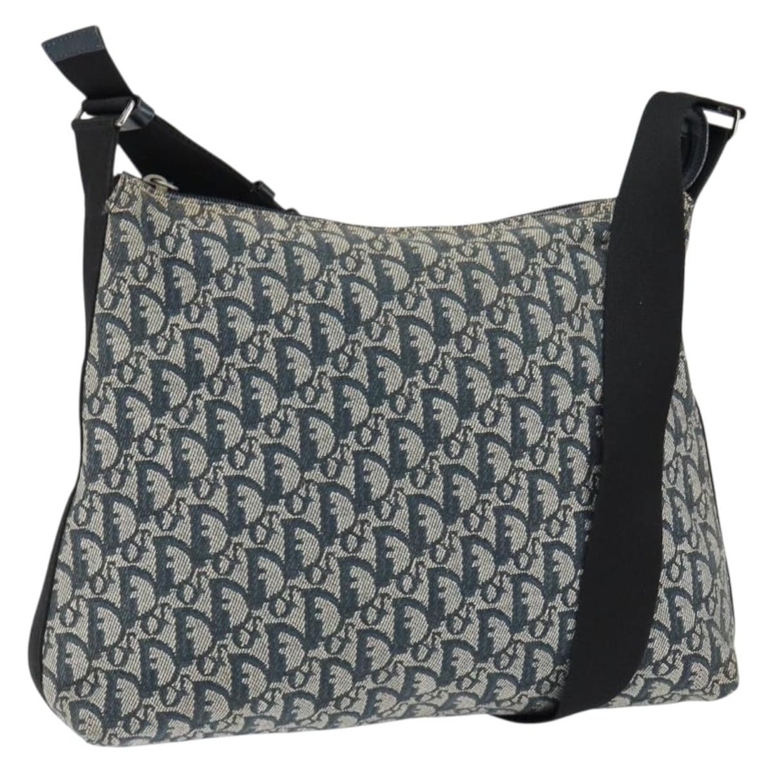 Christian Dior Trotter Shoulder Bag in Navy Silver Canvas: Christian Dior Trotter Shoulder Bag in Navy Silver Canvas Christian Dior Trotter canvas shoulder bag in navy and silver, made in Italy. It features a shoulder bag style with a shoulder drop of approxi