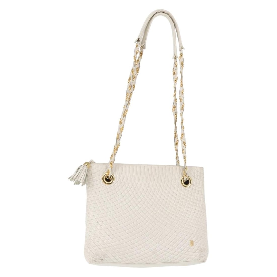 BALLY White Gold Leather Chain Shoulder Bag Italy BA5895: BALLY White Gold Leather Chain Shoulder Bag Italy BA5895 This BALLY Chain Shoulder Bag is a stylish accessory crafted from premium leather, featuring a sophisticated white and gold color scheme. Desig