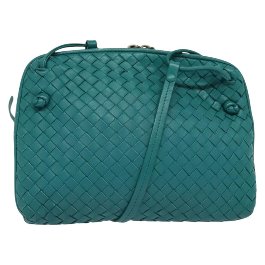 Bottega Veneta Intrecciato Green Leather Shoulder Bag Italy: Bottega Veneta Intrecciato Green Leather Shoulder Bag Italy Bottega Veneta Intrecciato shoulder bag in green leather, made in Italy. This pre-owned bag features a shoulder strap with an approximate dr