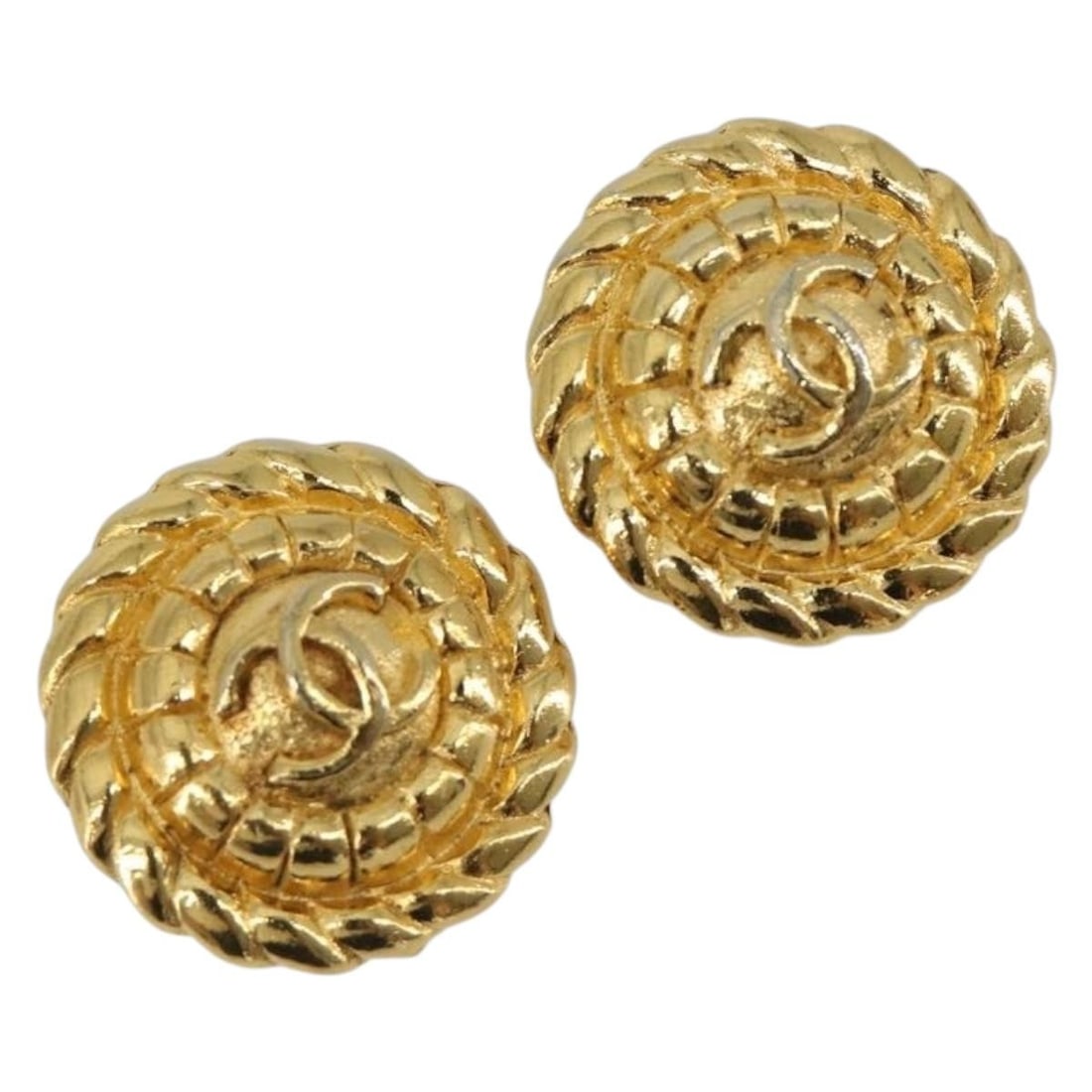 CHANEL CC Gold Tone Metal Earring France: CHANEL CC Gold Tone Metal Earring France CHANEL gold tone metal earrings made in France. The item is listed as heavily used and shows surface rubbing, scratches, slight paint loss on the metal fitting