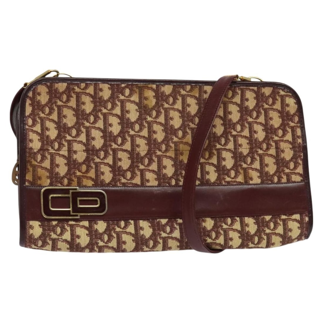 Christian Dior Trotter Red Gold Canvas Shoulder Bag France: Christian Dior Trotter Red Gold Canvas Shoulder Bag France Christian Dior shoulder bag in red and gold Trotter canvas, made in France. This pre-owned bag has a shoulder strap drop of approximately 34 