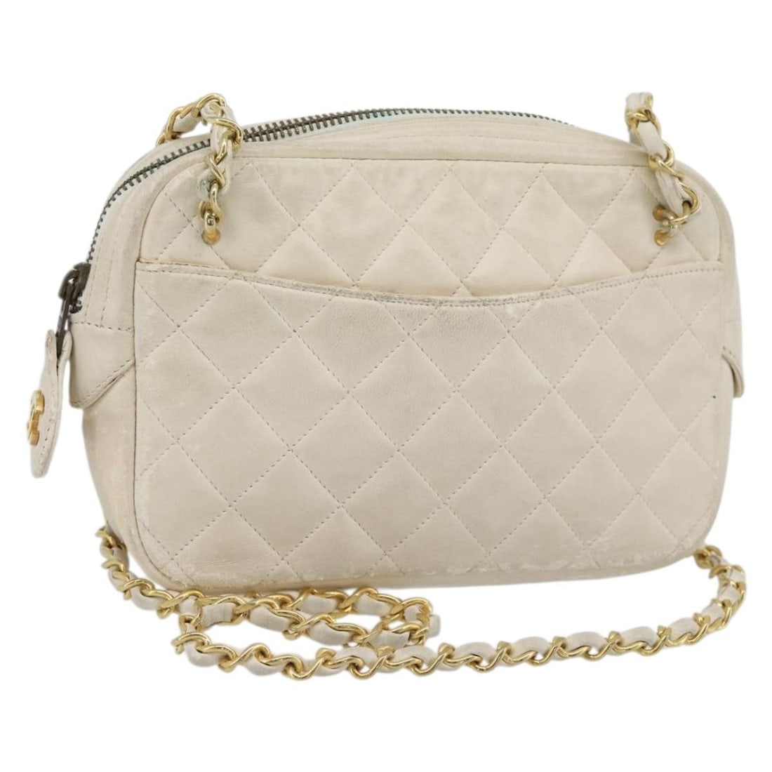 Chanel CC Matelasse Lambskin Shoulder Bag White Gold: Chanel CC Matelasse Lambskin Shoulder Bag White Gold CHANEL Matelasse chain shoulder bag in white/gold lamb skin, made in France. This shoulder bag features a chain shoulder strap and comes with the i