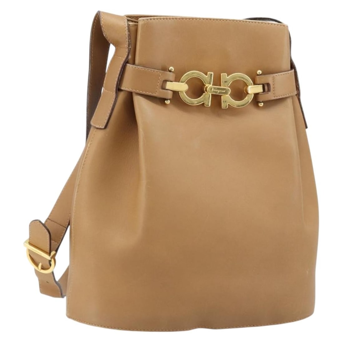 Salvatore Ferragamo Gancini Beige Leather Shoulder Bag Italy: Salvatore Ferragamo Gancini Beige Leather Shoulder Bag Italy Salvatore Ferragamo Gancini shoulder bag in beige and gold leather, made in Italy. This women's shoulder bag includes the bag only; item bo