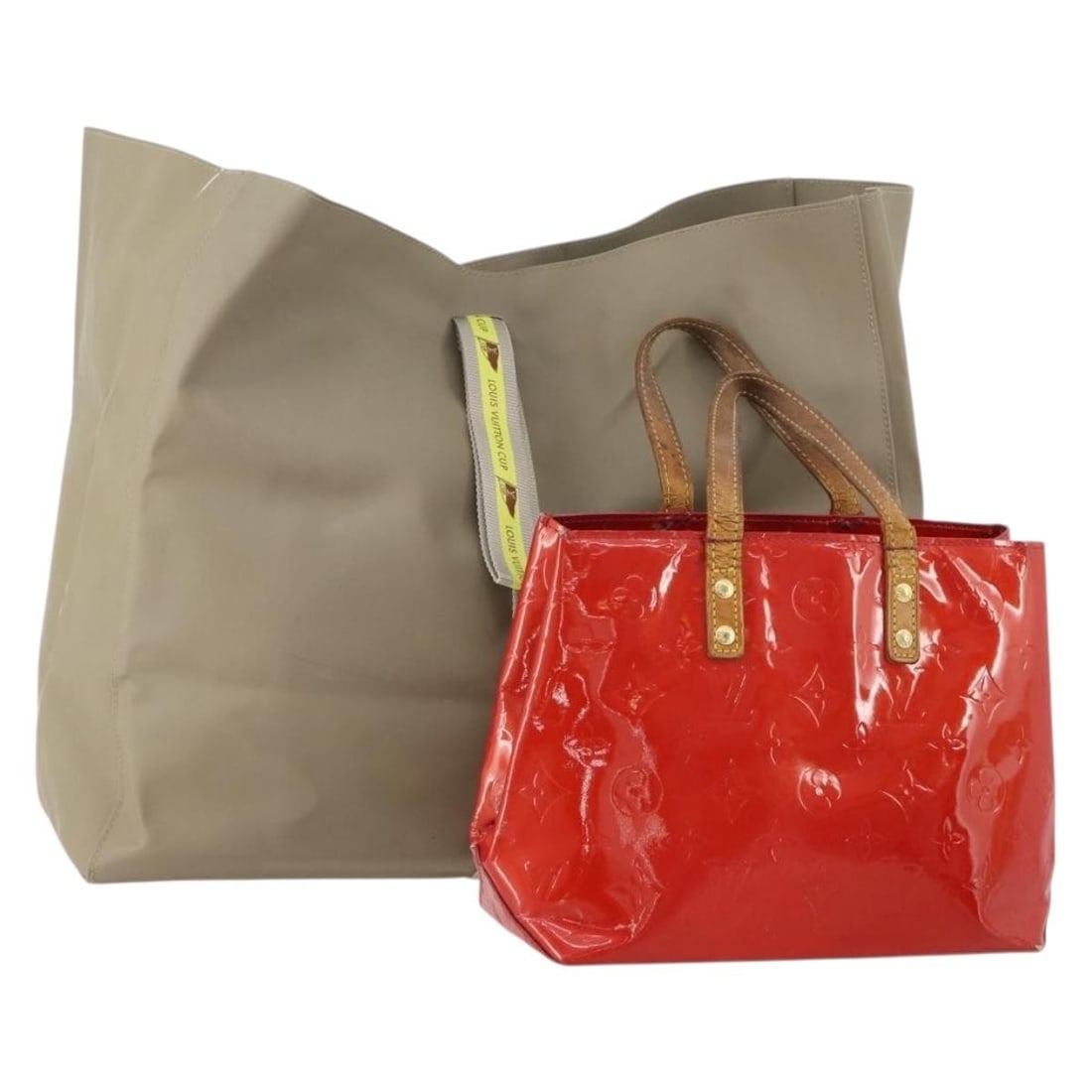 2 Piece Patent Leather Hand Bag Set Louis Vuitton LV Cup Gray Red: 2 Piece Patent Leather Hand Bag Set Louis Vuitton LV Cup Gray Red Louis Vuitton LV Cup Vernis handbag 2-set in gray and red, made of patent leather. This is a heavily used item with condition issues i