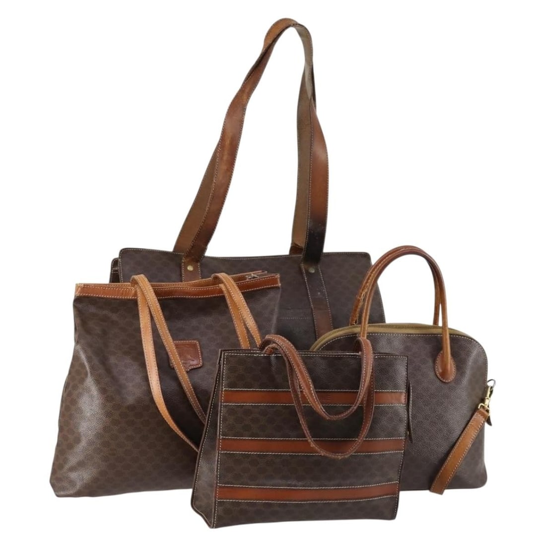4 Piece CELINE Macadam Shoulder Bag Set Beige Brown PVC Leather: 4 Piece CELINE Macadam Shoulder Bag Set Beige Brown PVC Leather CELINE shoulder bag in Macadam canvas with PVC leather exterior, presented in beige and brown. Made in Italy, this women's bag is offere