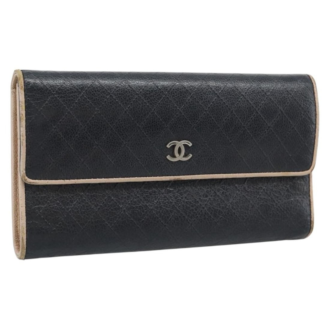 CHANEL Bicolore Leather Long Wallet Black Silver CC: CHANEL Bicolore Leather Long Wallet Black Silver CC Black and silver leather long wallet in a bicolore style. Made in Italy, it measures approximately W18 cm x H10 cm x D2 cm (W7.1 x H3.9 x D0.8 inch)