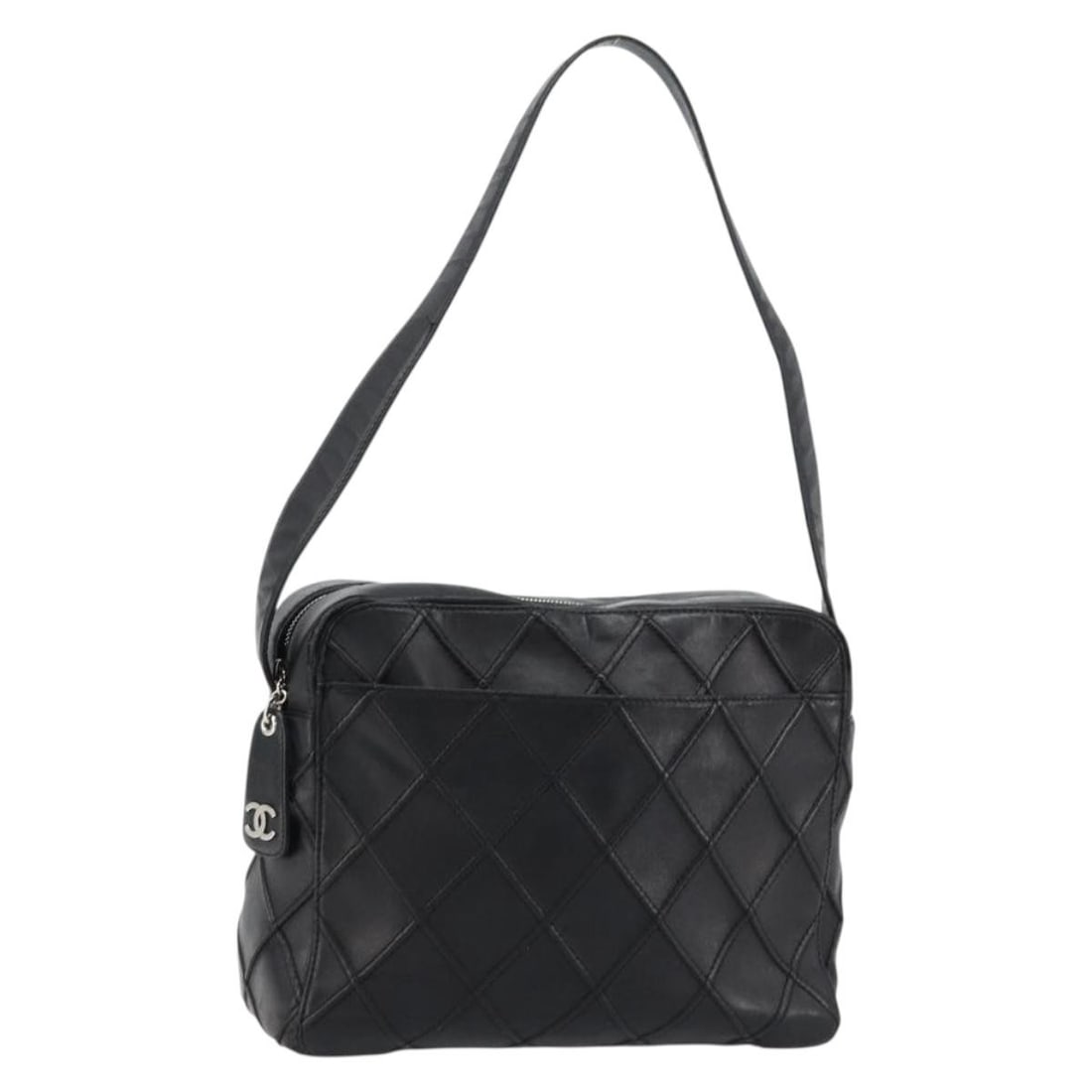 CHANEL Leather Shoulder Bag Black and Silver with Guarantee Card: CHANEL Leather Shoulder Bag Black and Silver with Guarantee Card CHANEL Bicolore shoulder bag in black and silver leather, made in Italy. This women's shoulder bag includes the guarantee card and inst