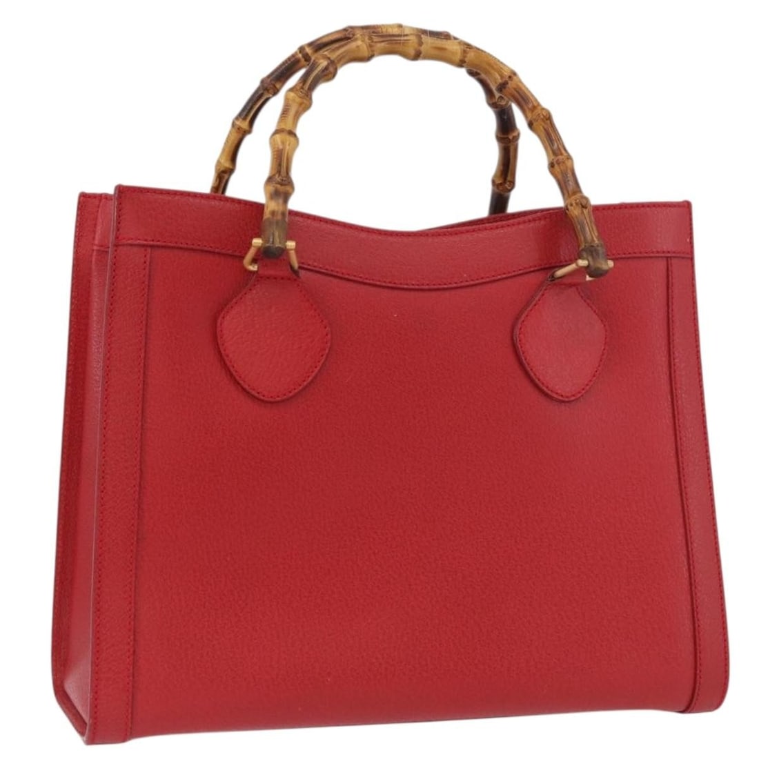 Red Leather Bamboo Handle Gucci 002 0260 Women's Handbag Italy: Red Leather Bamboo Handle Gucci 002 0260 Women's Handbag Italy This GUCCI Bamboo handbag is crafted from red leather with gold-tone accents. Designed for women, it features a structured silhouette wit
