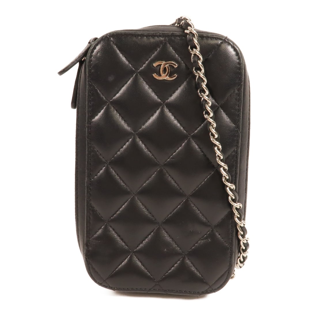 CHANEL CC Lambskin Phone Shoulder Bag Black SHW: CHANEL CC Lambskin Phone Shoulder Bag Black SHW CHANEL CC SHW Phone Bag Shoulder Bag in black lambskin leather. The bag features a shoulder strap and includes an interior card pocket layout. It comes 